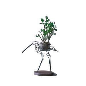 Wirebird Vase 1